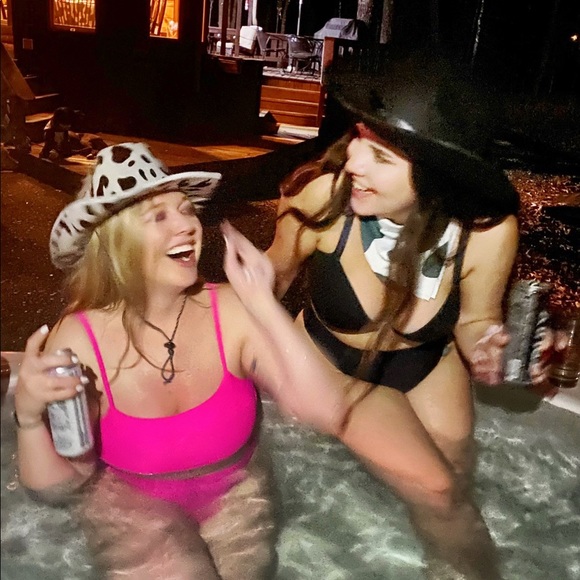 Meet your posher, Jordyn - Picture 6 of 16